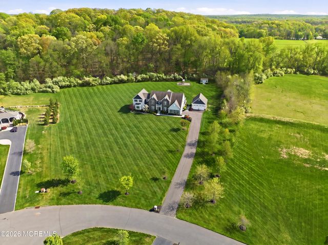 3 Burns Court, Millstone, NJ 08535