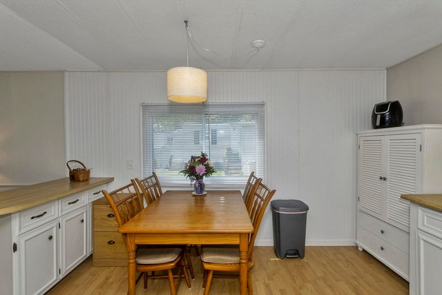 32 Puffin Drive, Chicopee, MA 01020