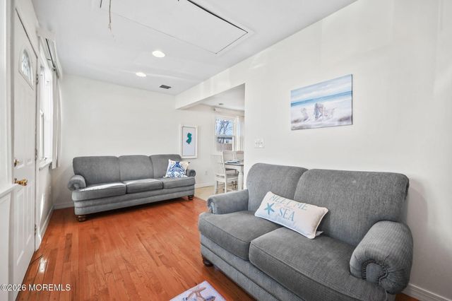 211 Ocean Avenue, Point Pleasant Beach, NJ 08742