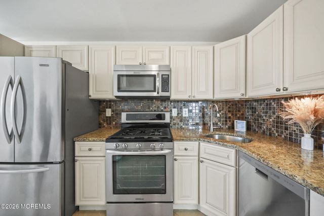 211 Ocean Avenue, Point Pleasant Beach, NJ 08742