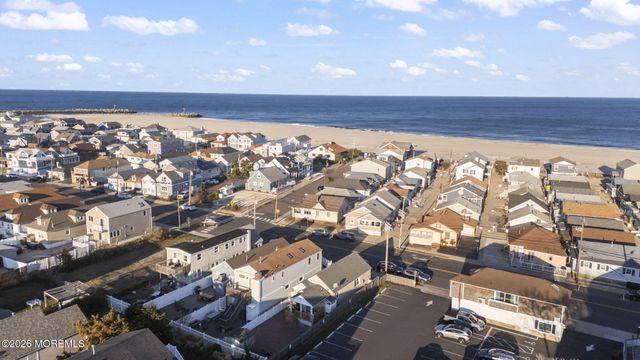 211 Ocean Avenue, Point Pleasant Beach, NJ 08742