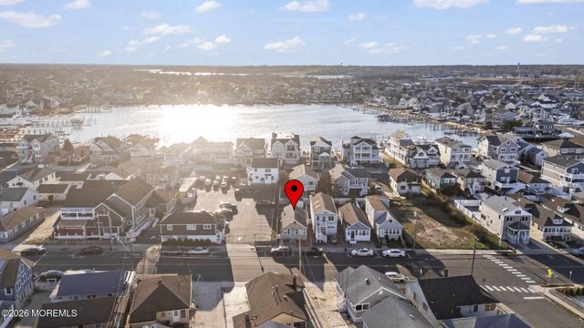 211 Ocean Avenue, Point Pleasant Beach, NJ 08742