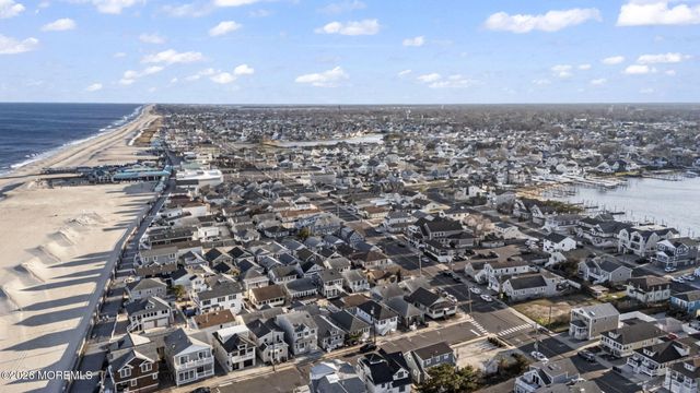 211 Ocean Avenue, Point Pleasant Beach, NJ 08742