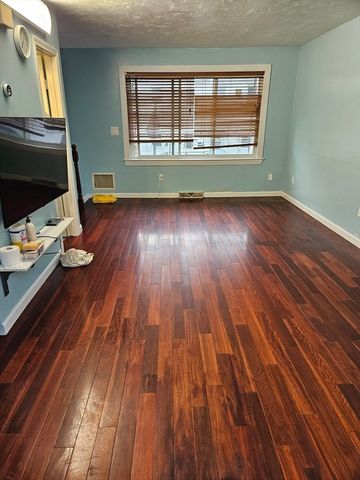 11 Bremen St 11, Boston, MA 02128