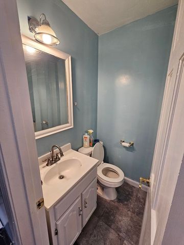 11 Bremen St 11, Boston, MA 02128