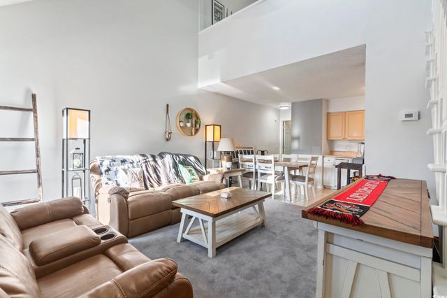 421 Cambridge Cir Apt F7, Murrells Inlet, SC 29576