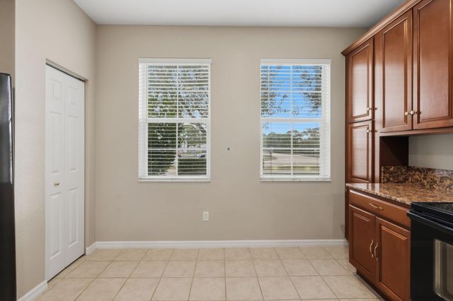 627 Dakota Drive, Jupiter, FL 33458