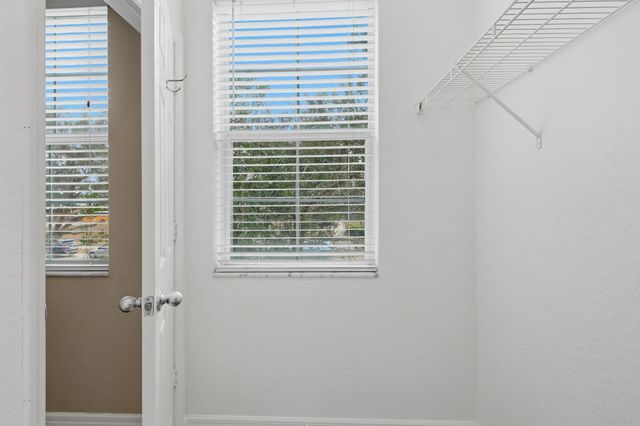 627 Dakota Drive, Jupiter, FL 33458