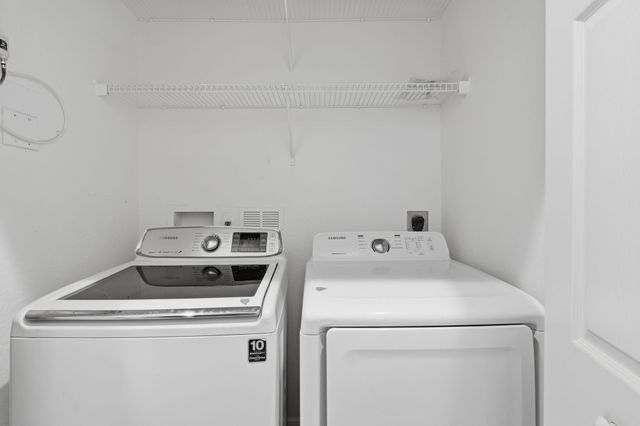 627 Dakota Drive, Jupiter, FL 33458