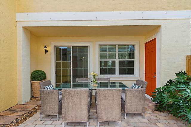 627 Dakota Drive, Jupiter, FL 33458