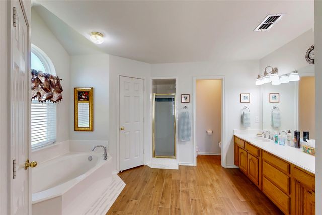 1057 Springwood Drive, Saginaw, TX 76179