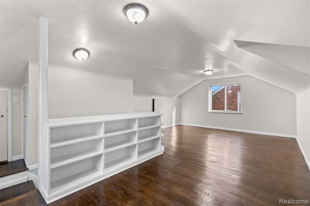 16166 Lauder Street, Detroit, MI 48235