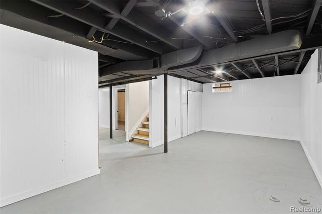 16166 Lauder Street, Detroit, MI 48235