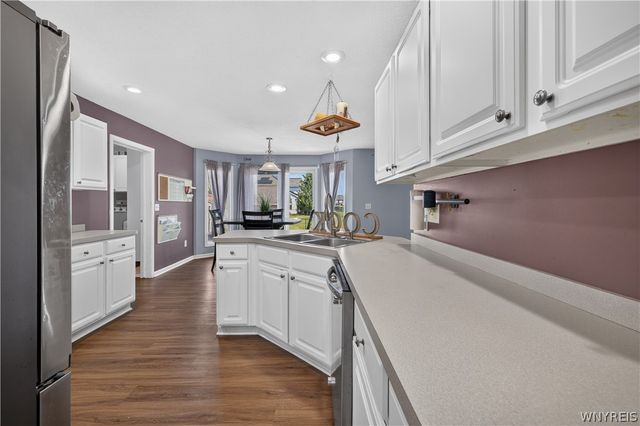 28 Apple Blossom Boulevard, Lancaster, NY 14086