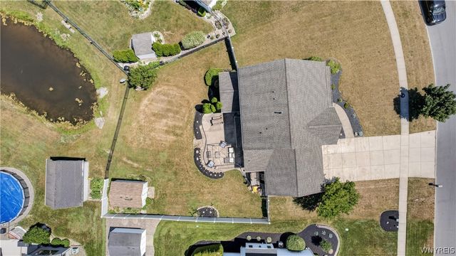 28 Apple Blossom Boulevard, Lancaster, NY 14086