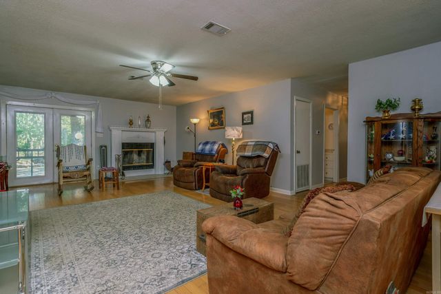 57 Williams Ranch Rd., Conway, AR 72032