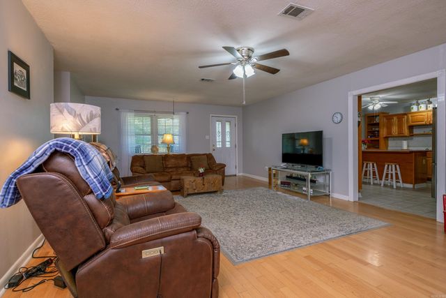 57 Williams Ranch Rd., Conway, AR 72032