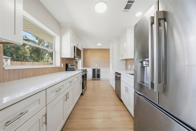 141 SE 33RD AVENUE, Ocala, FL 34471