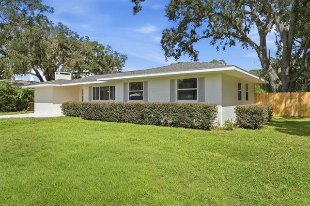 141 SE 33RD AVENUE, Ocala, FL 34471
