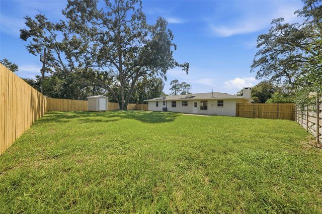 141 SE 33RD AVENUE, Ocala, FL 34471