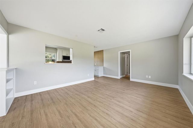 141 SE 33RD AVENUE, Ocala, FL 34471
