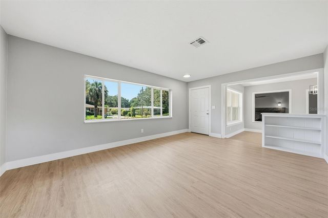 141 SE 33RD AVENUE, Ocala, FL 34471