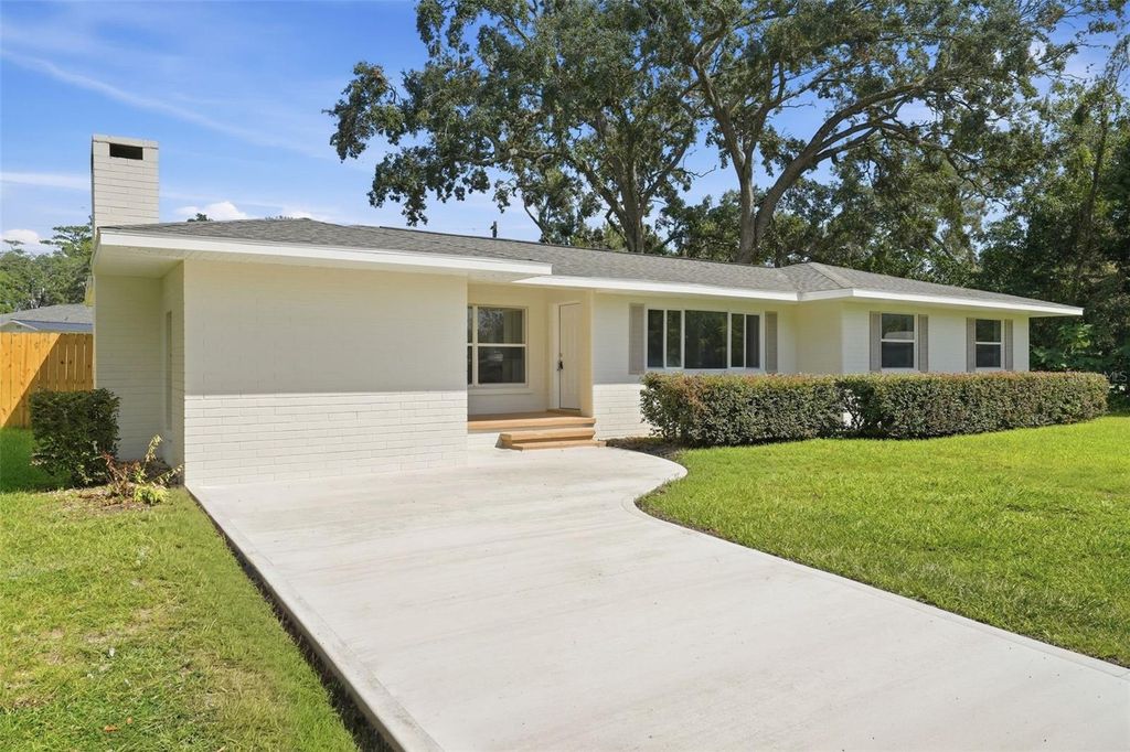 141 SE 33RD AVENUE, Ocala, FL 34471