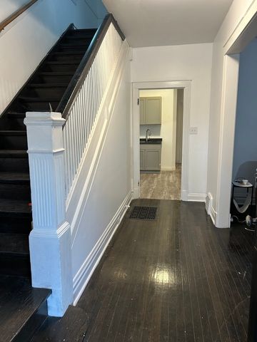 2718 E 78th Street, Chicago, IL 60649