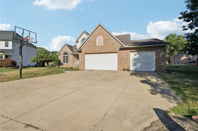 3619 Rowland Avenue NE, Canton, OH 44714