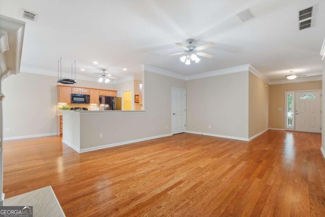 129 Holiday Road 64, Buford, GA 30518