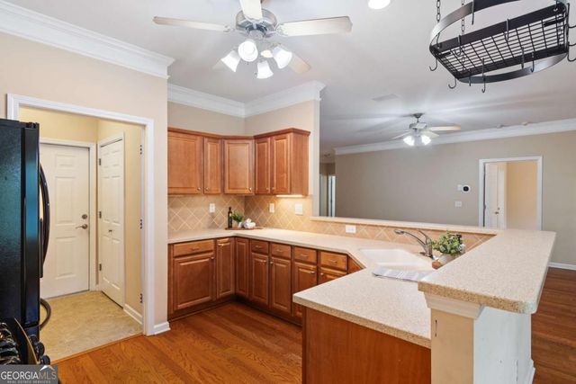 129 Holiday Road 64, Buford, GA 30518