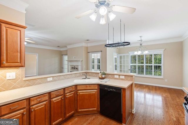 129 Holiday Road 64, Buford, GA 30518