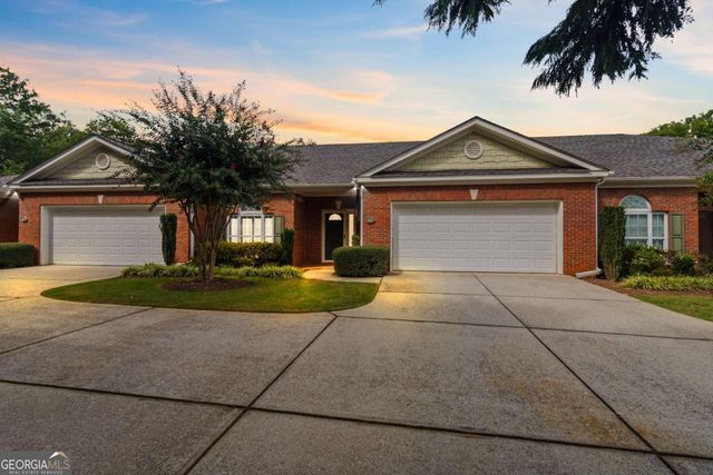 129 Holiday Road 64, Buford, GA 30518