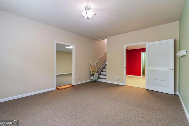 129 Holiday Road 64, Buford, GA 30518