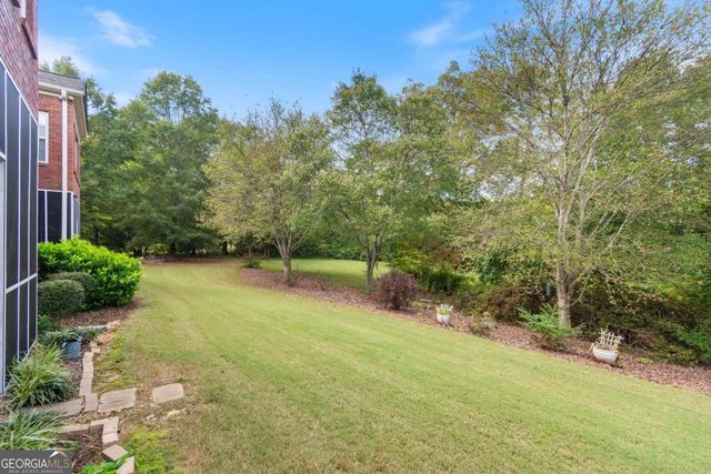 129 Holiday Road 64, Buford, GA 30518