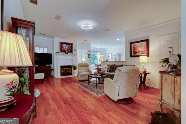 129 Holiday Road 64, Buford, GA 30518