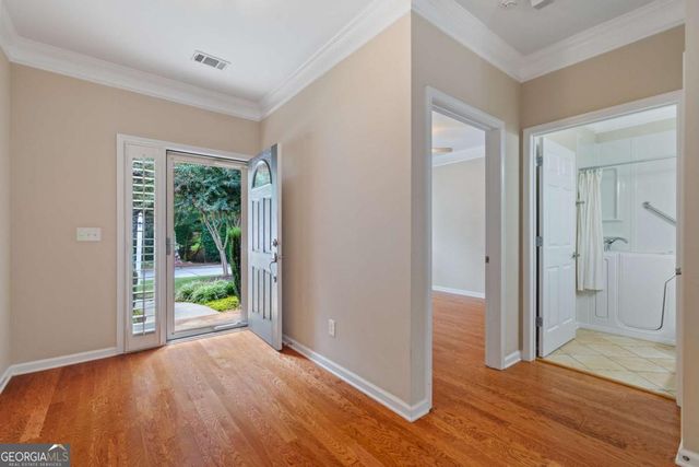 129 Holiday Road 64, Buford, GA 30518