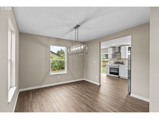 3520 ELMIRA Rd, Eugene, OR 97402