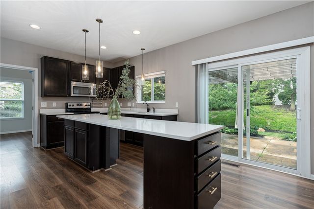 40 Shady Pines Avenue, Springboro, OH 45066