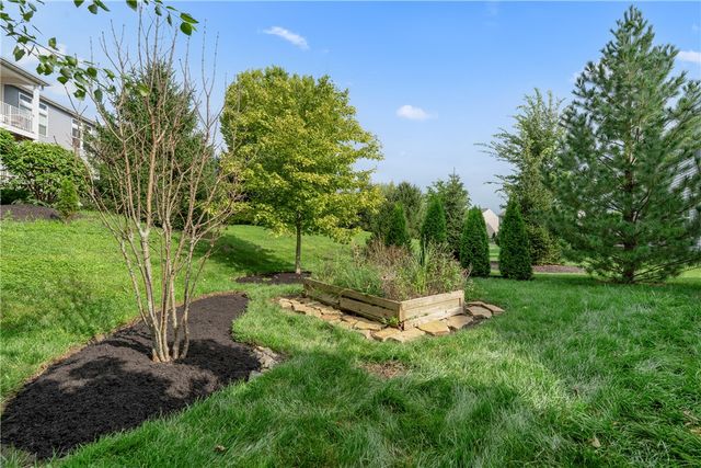 40 Shady Pines Avenue, Springboro, OH 45066