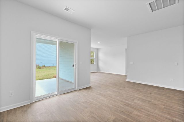 183 Broadstone Drive, Summerville, SC 29486