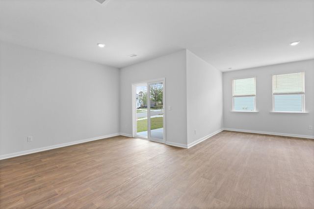 183 Broadstone Drive, Summerville, SC 29486