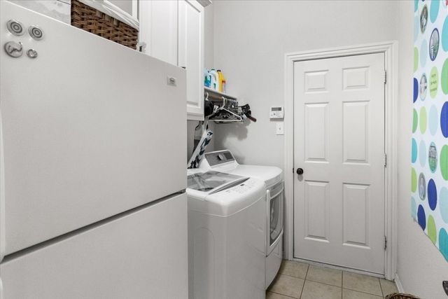 8402 Pecan Creek Drive, Arlington, TX 76001