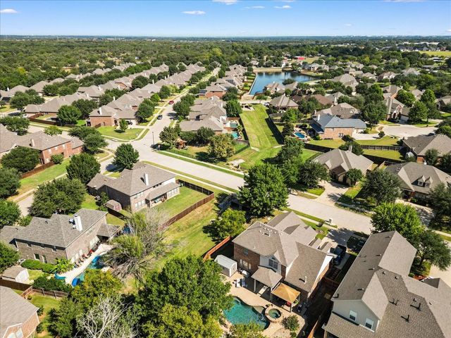 8402 Pecan Creek Drive, Arlington, TX 76001