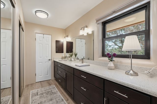 467 Brighton, White Rock, NM 87547