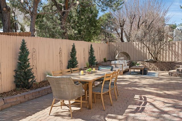 467 Brighton, White Rock, NM 87547