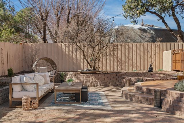 467 Brighton, White Rock, NM 87547