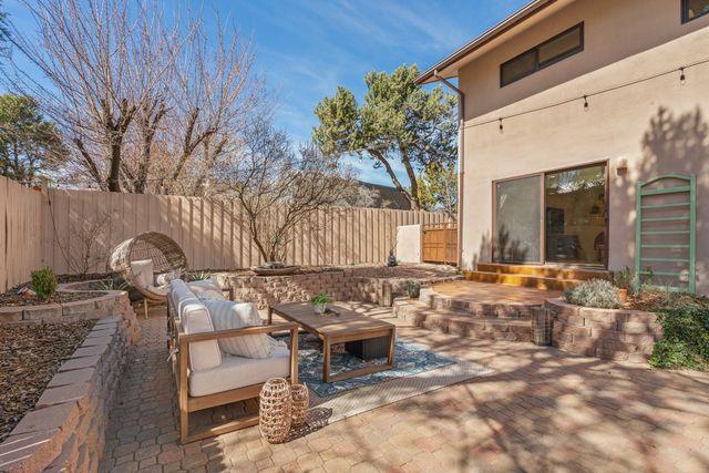 467 Brighton, White Rock, NM 87547