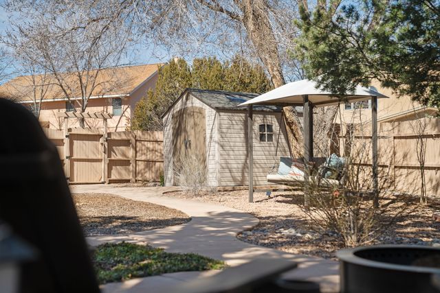 467 Brighton, White Rock, NM 87547