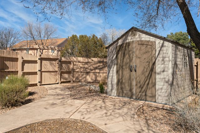 467 Brighton, White Rock, NM 87547